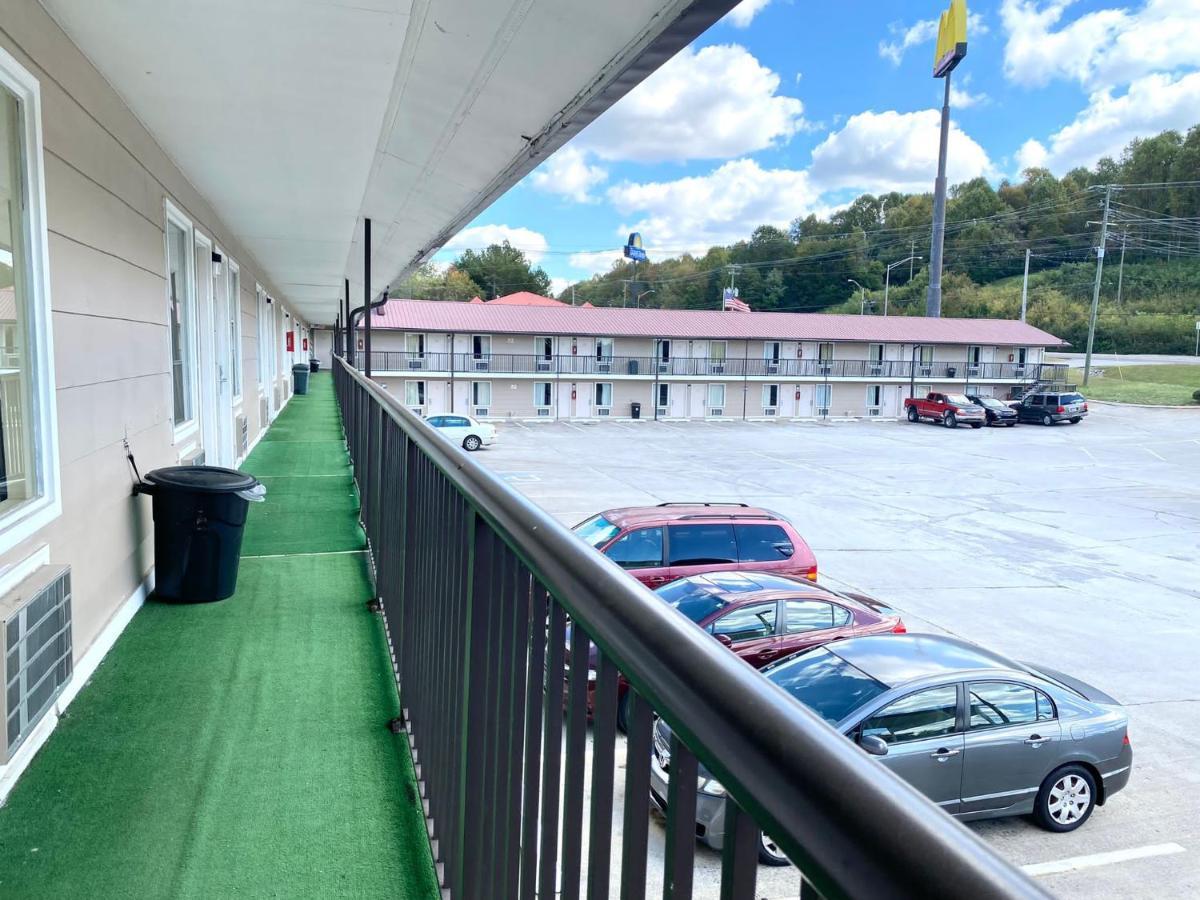 Economy Inn 斯威特沃特 外观 照片