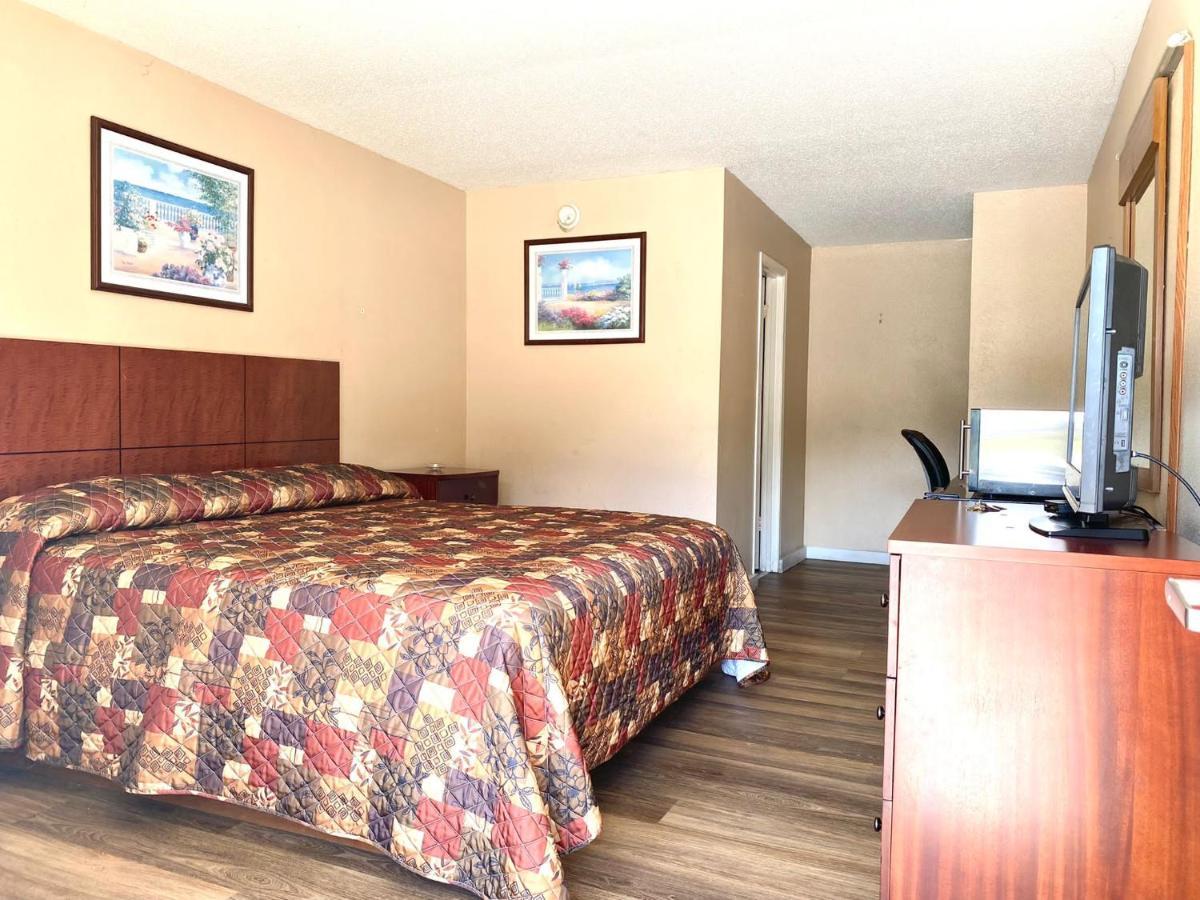 Economy Inn 斯威特沃特 外观 照片
